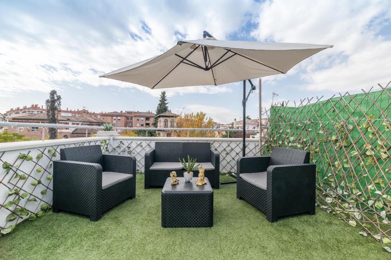 Moderno Apartamento En Centro De Granada Kültér fotó