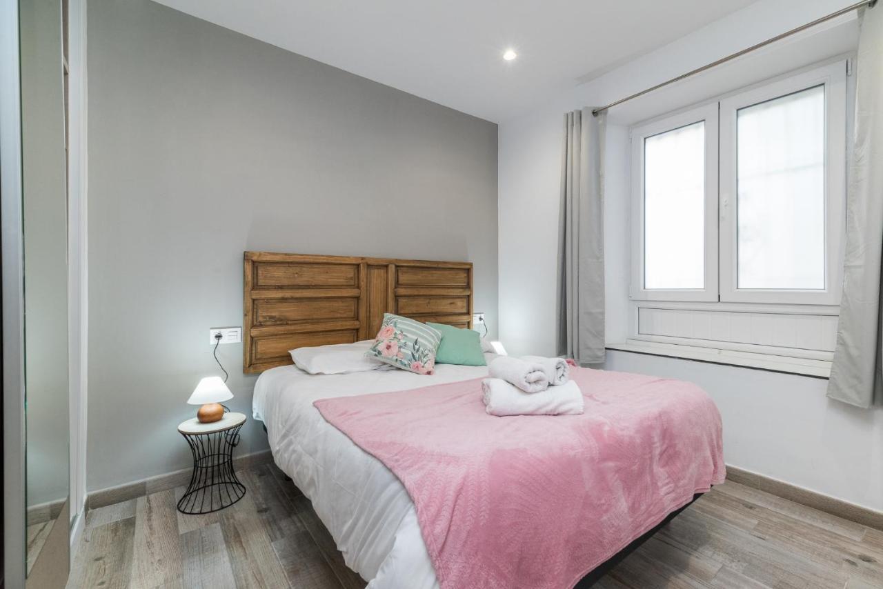 Moderno Apartamento En Centro De Granada Kültér fotó