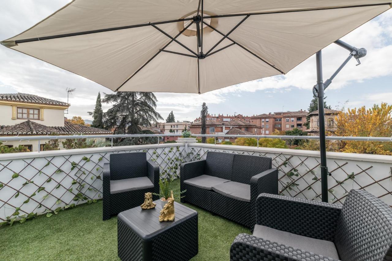 Moderno Apartamento En Centro De Granada Kültér fotó