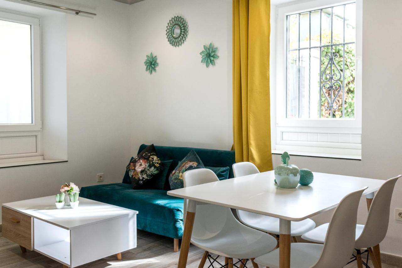 Moderno Apartamento En Centro De Granada Kültér fotó