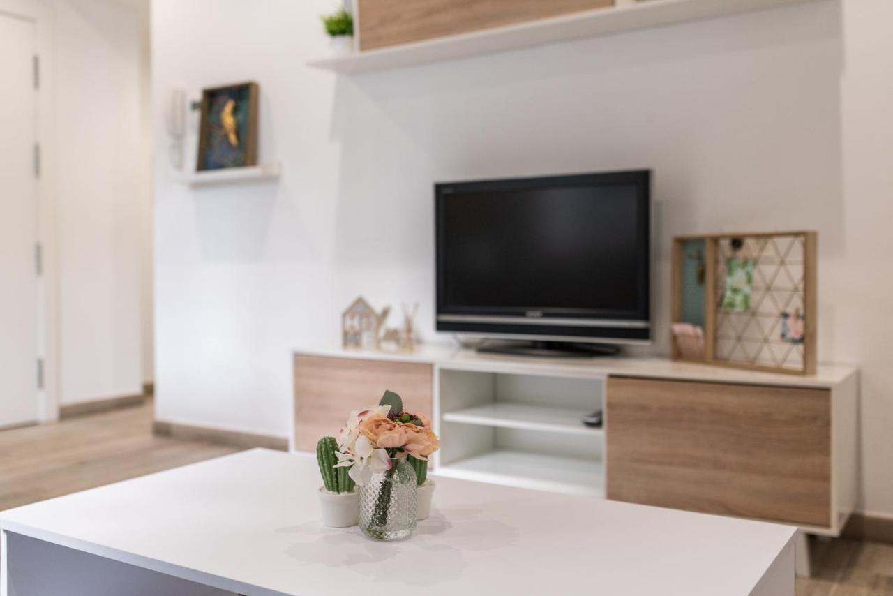 Moderno Apartamento En Centro De Granada Kültér fotó