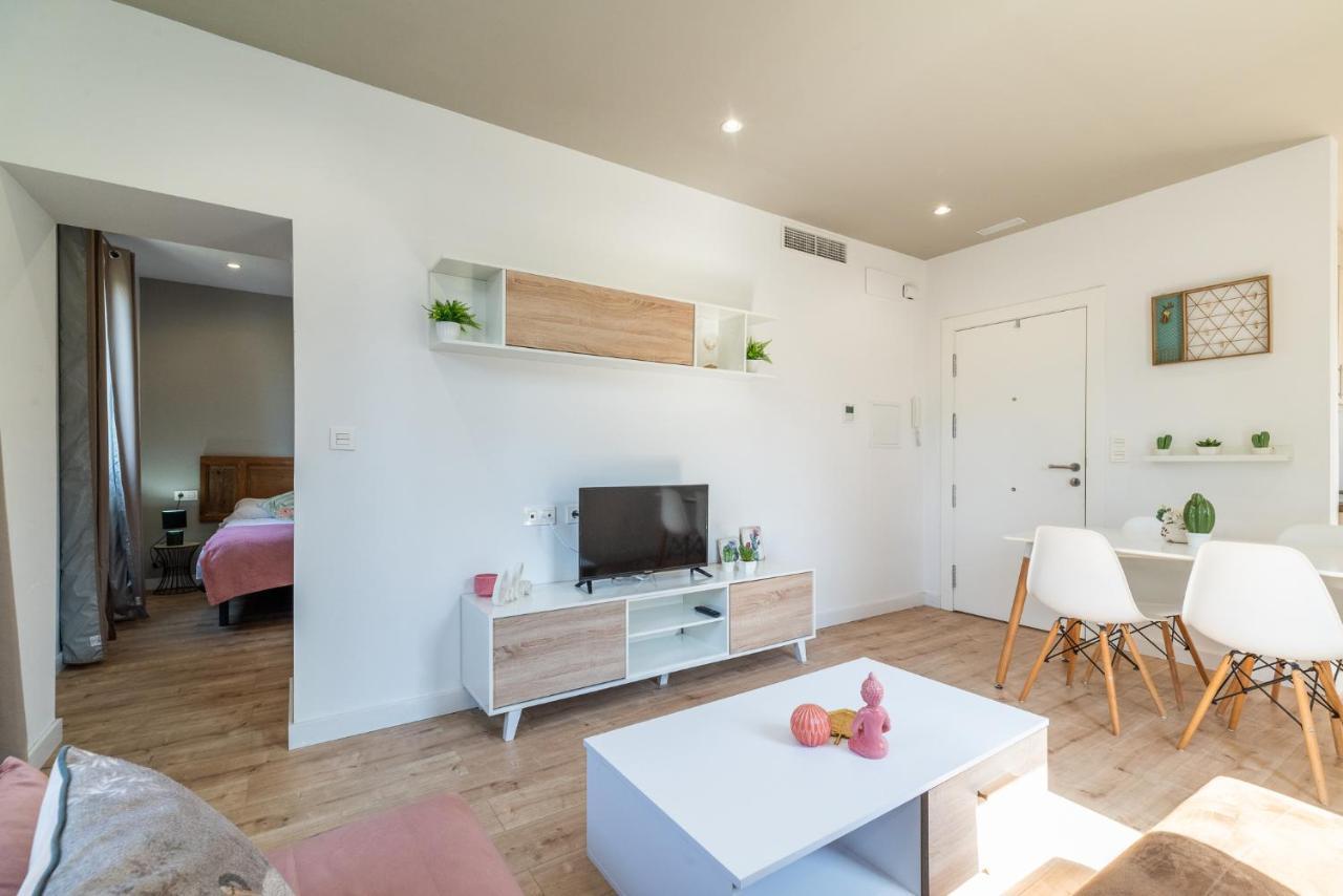 Moderno Apartamento En Centro De Granada Kültér fotó