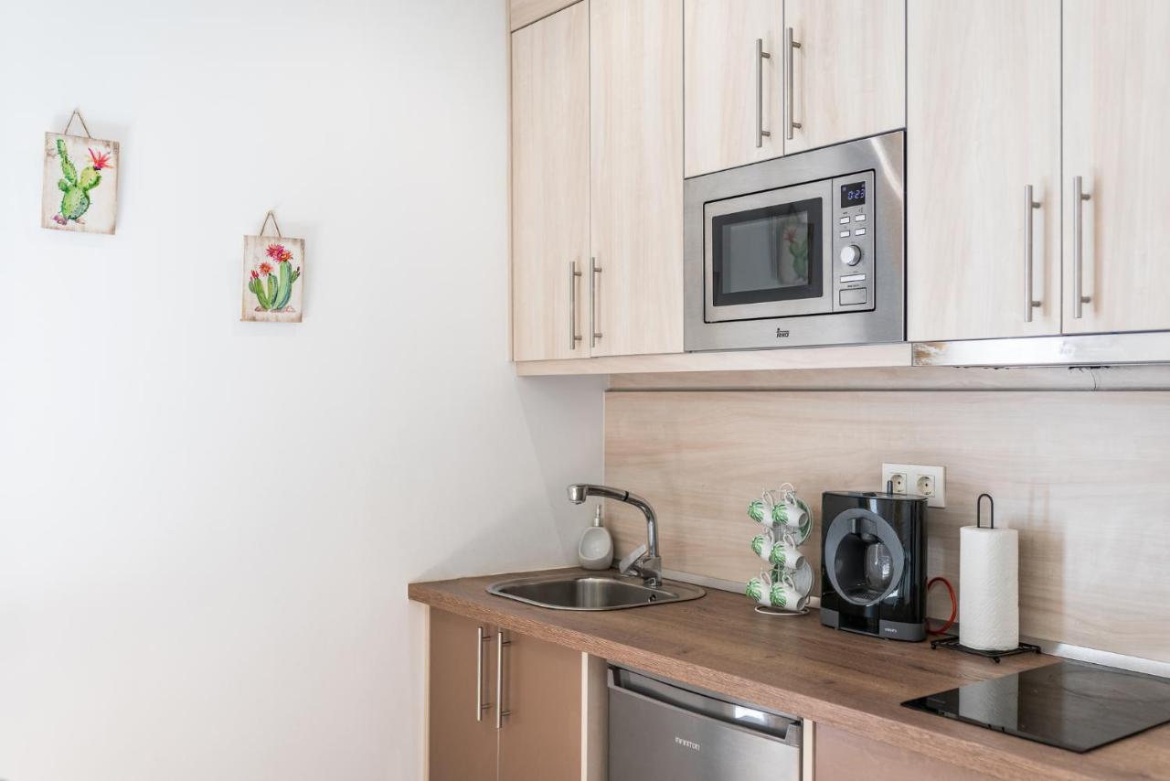 Moderno Apartamento En Centro De Granada Kültér fotó