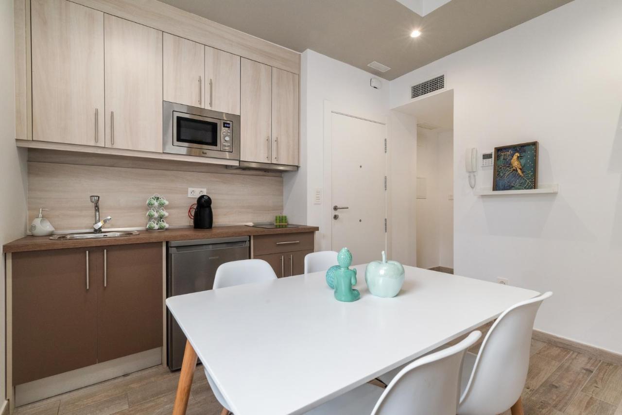 Moderno Apartamento En Centro De Granada Kültér fotó