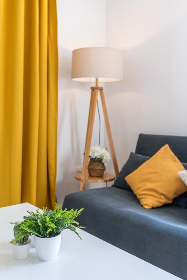Moderno Apartamento En Centro De Granada Kültér fotó