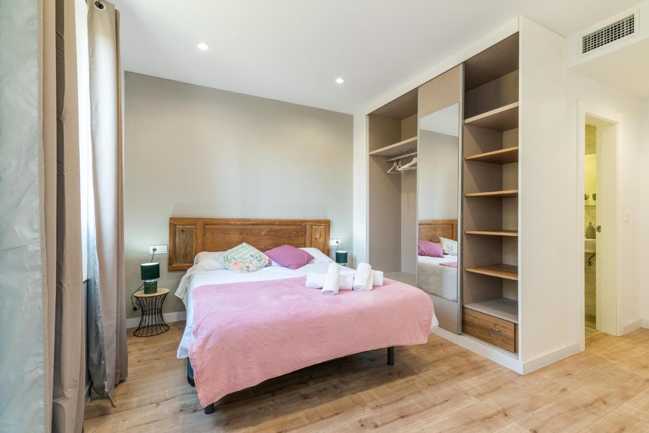 Moderno Apartamento En Centro De Granada Kültér fotó